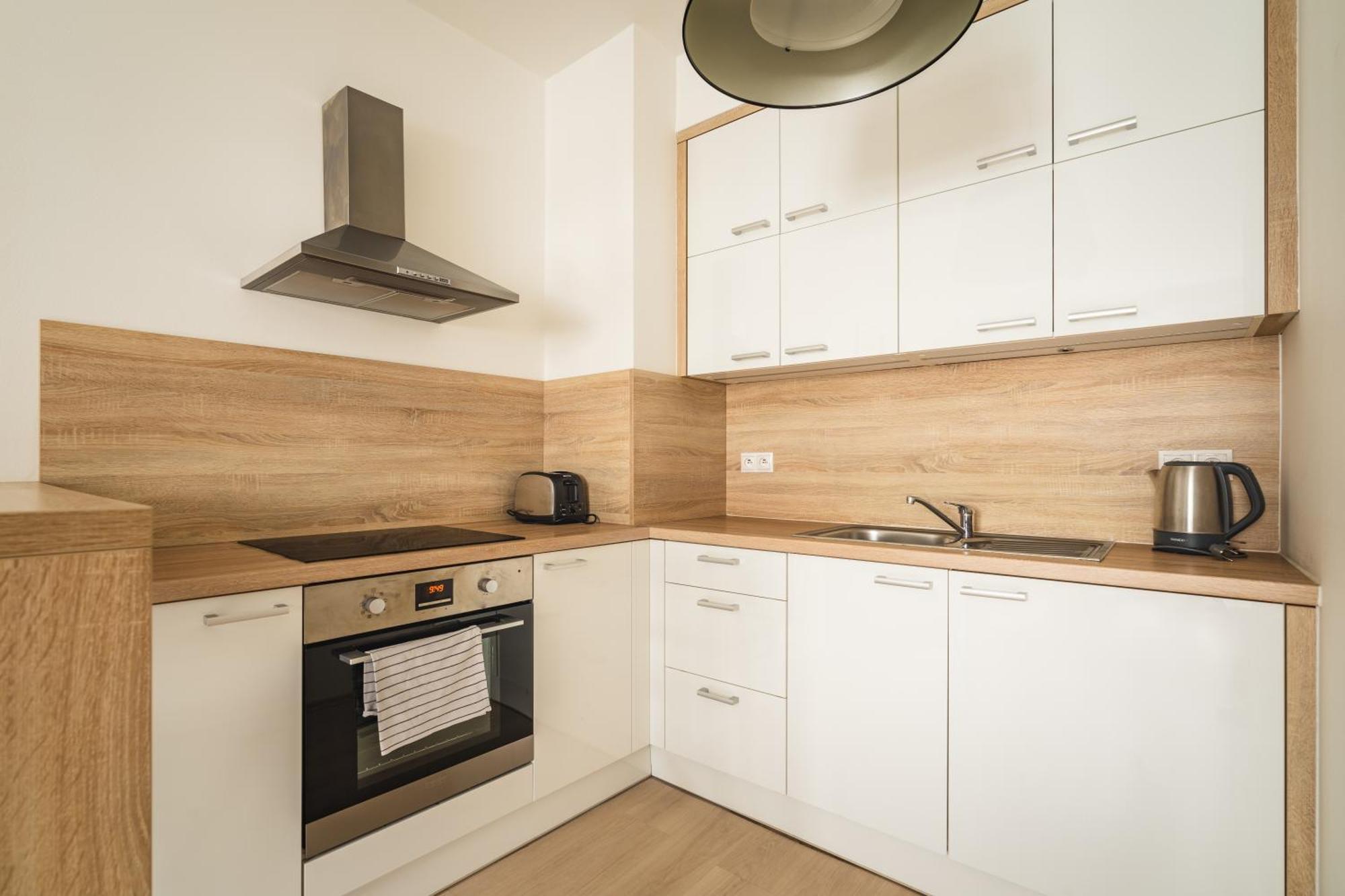 ברטיסלאבה Charming & Cozy Ambiente Apartments מראה חיצוני תמונה