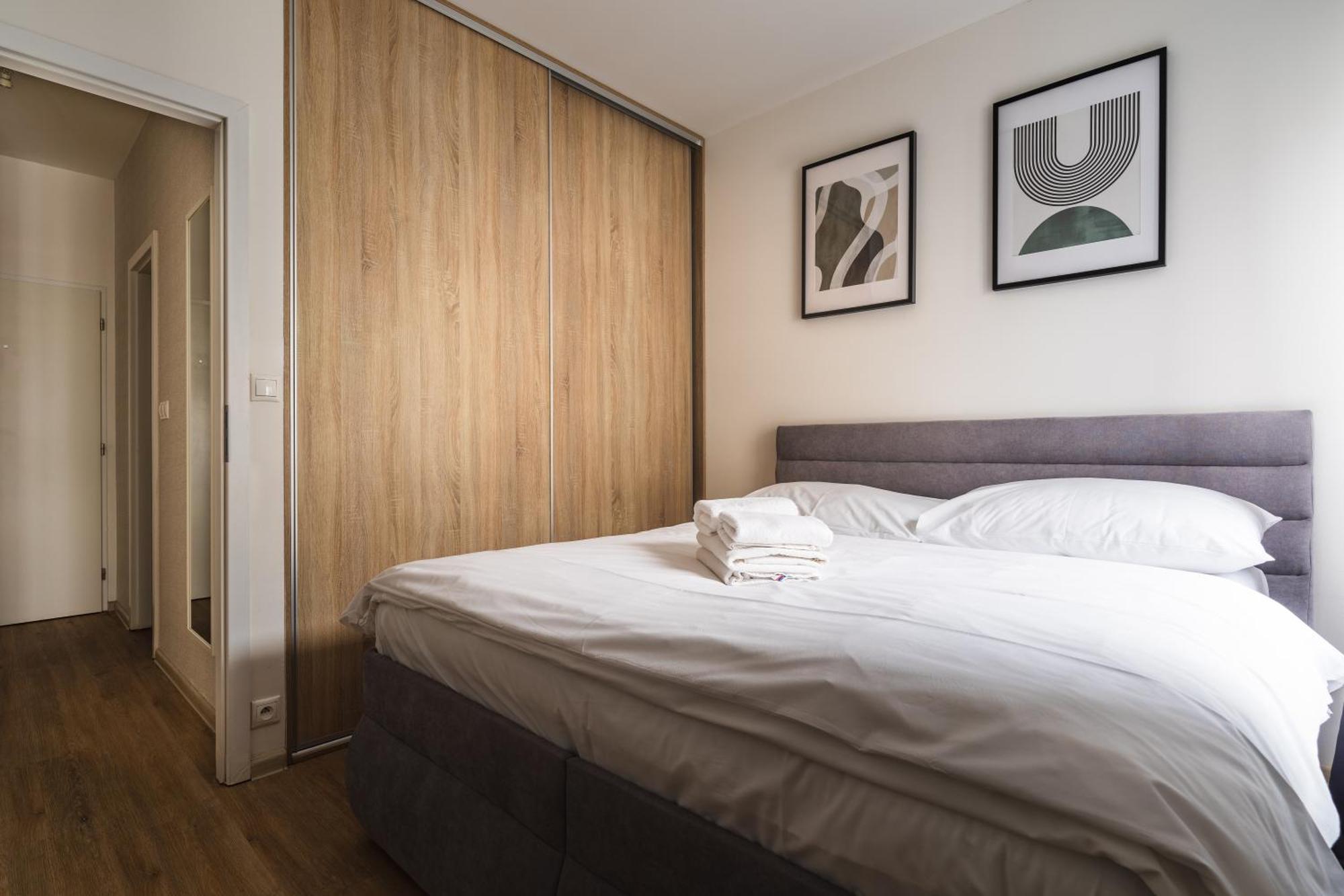 ברטיסלאבה Charming & Cozy Ambiente Apartments מראה חיצוני תמונה