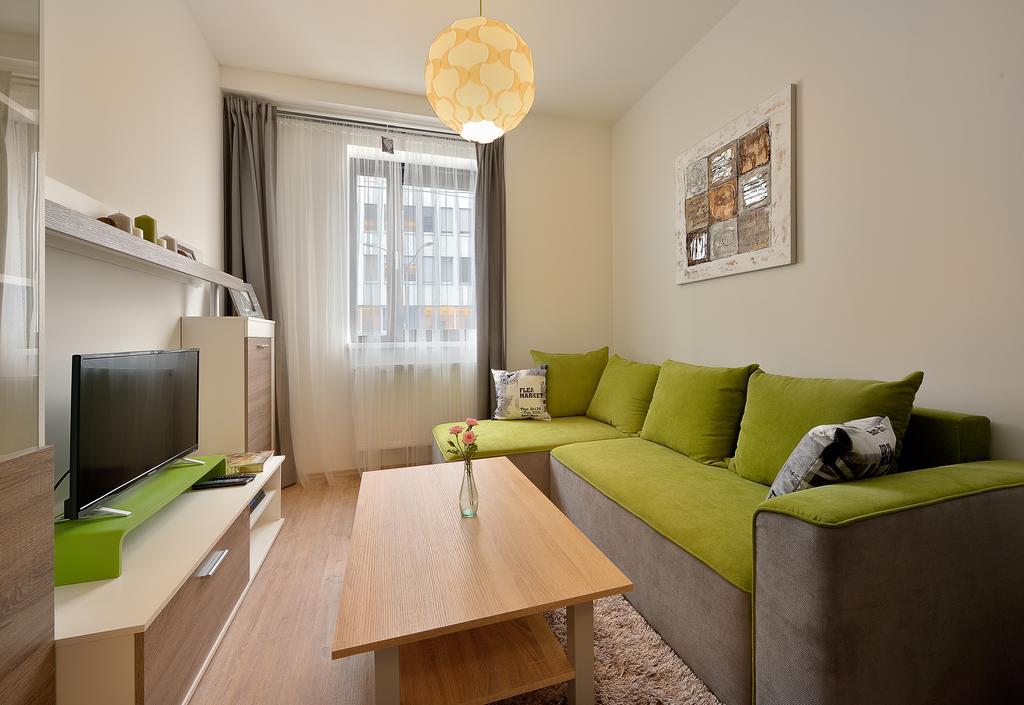 ברטיסלאבה Charming & Cozy Ambiente Apartments מראה חיצוני תמונה