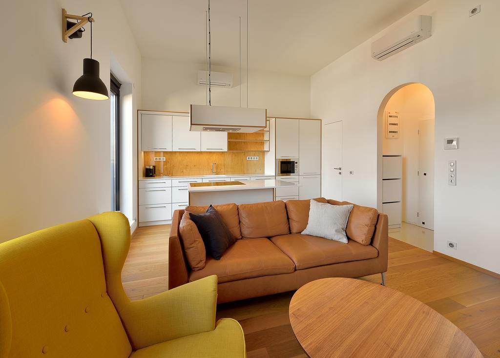 ברטיסלאבה Charming & Cozy Ambiente Apartments מראה חיצוני תמונה