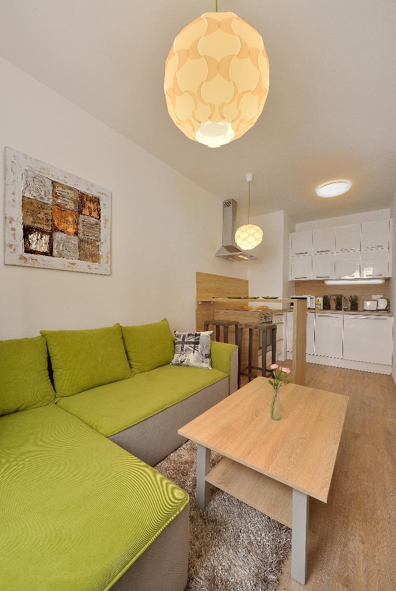 ברטיסלאבה Charming & Cozy Ambiente Apartments מראה חיצוני תמונה