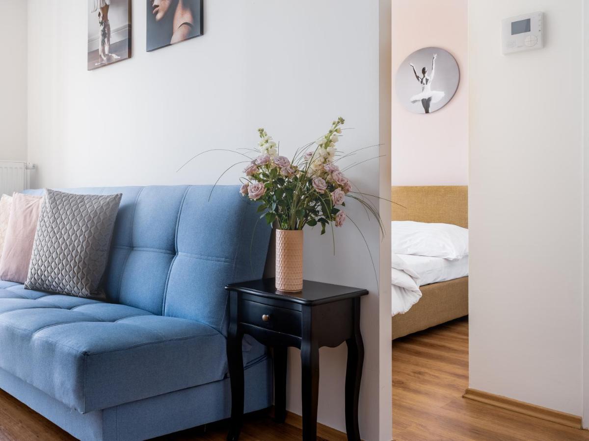 ברטיסלאבה Charming & Cozy Ambiente Apartments מראה חיצוני תמונה